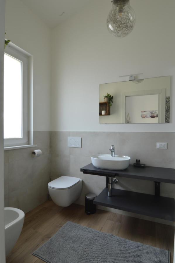 Agriturismo Pepe Rosa Rivoli Veronese ภายนอก รูปภาพ